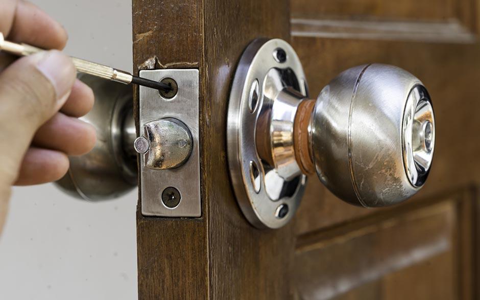 changer une serrure de porte d'entrée Neuilly-Plaisance